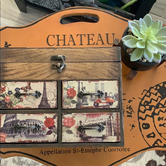 Other - Parisian Jewelry Organizer